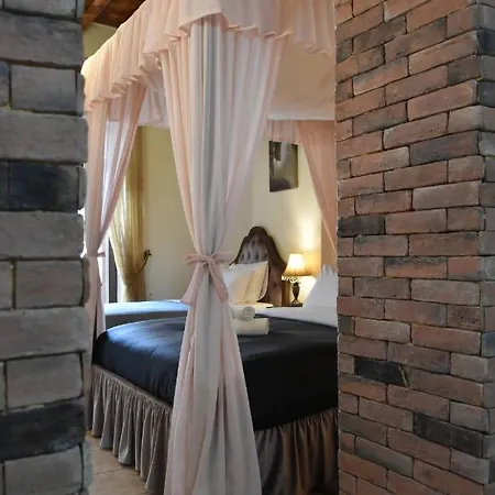 Odos Oneiron Boutique Aparthotel Chania (Crete)
